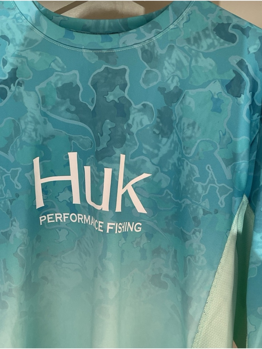 Hulk Shirt Men Top Large teal  aqua Pullover Loose Performance Fishing Beach EUC - Picture 6 of 11